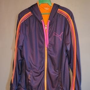 Lot (2)Woman's PUMA Hoodies